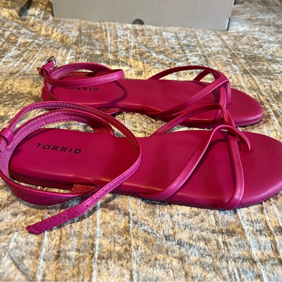 Pink Torrid Sandals Size 8W - Picture 2 of 4
